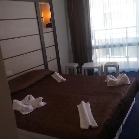 Szálloda Sunny Bay 3*