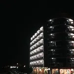 Sunny Bay ポモリエ