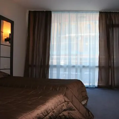 Готель Sunny Bay 3*