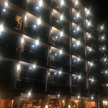Sunny Bay Готель 3*